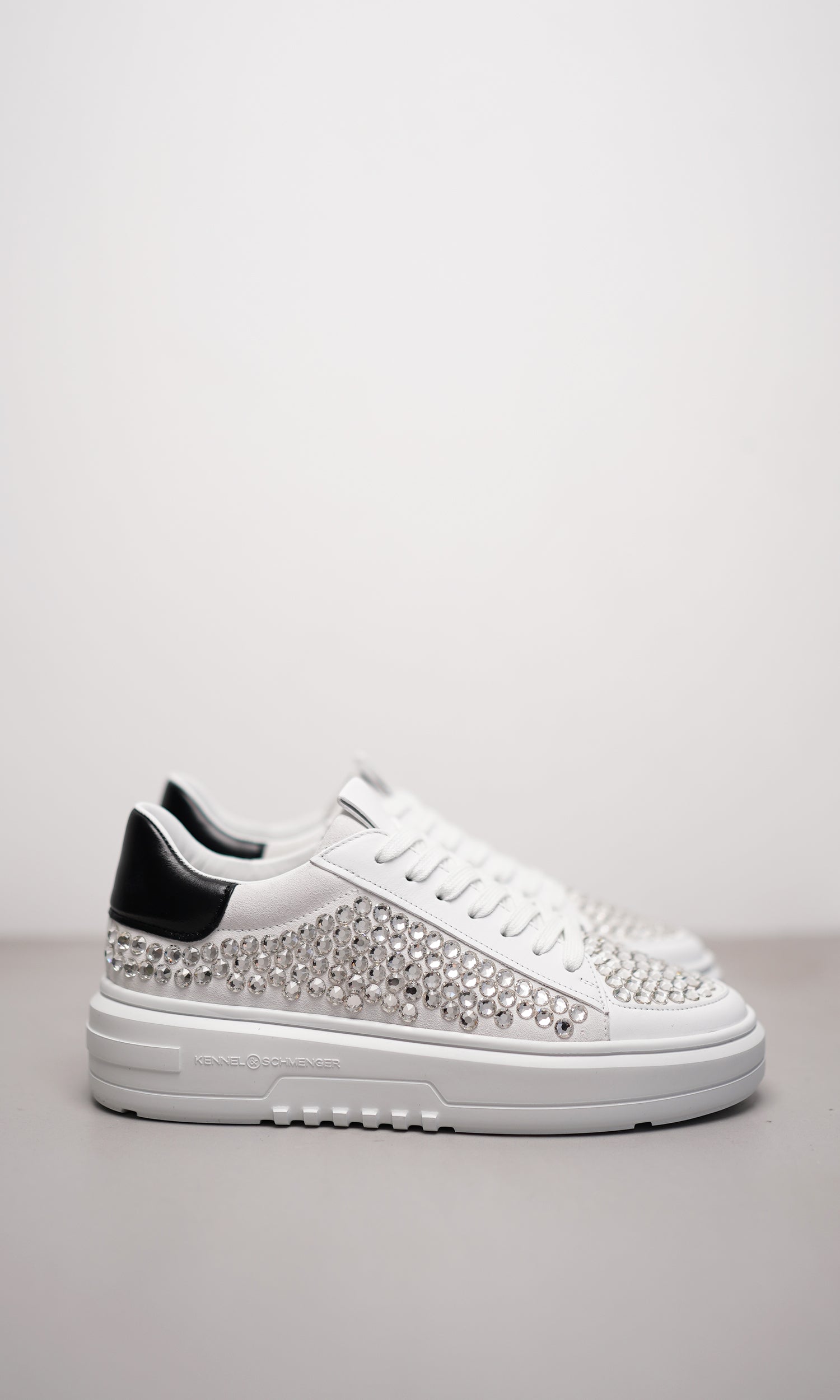 Bianco Turn Crystal Sneakers