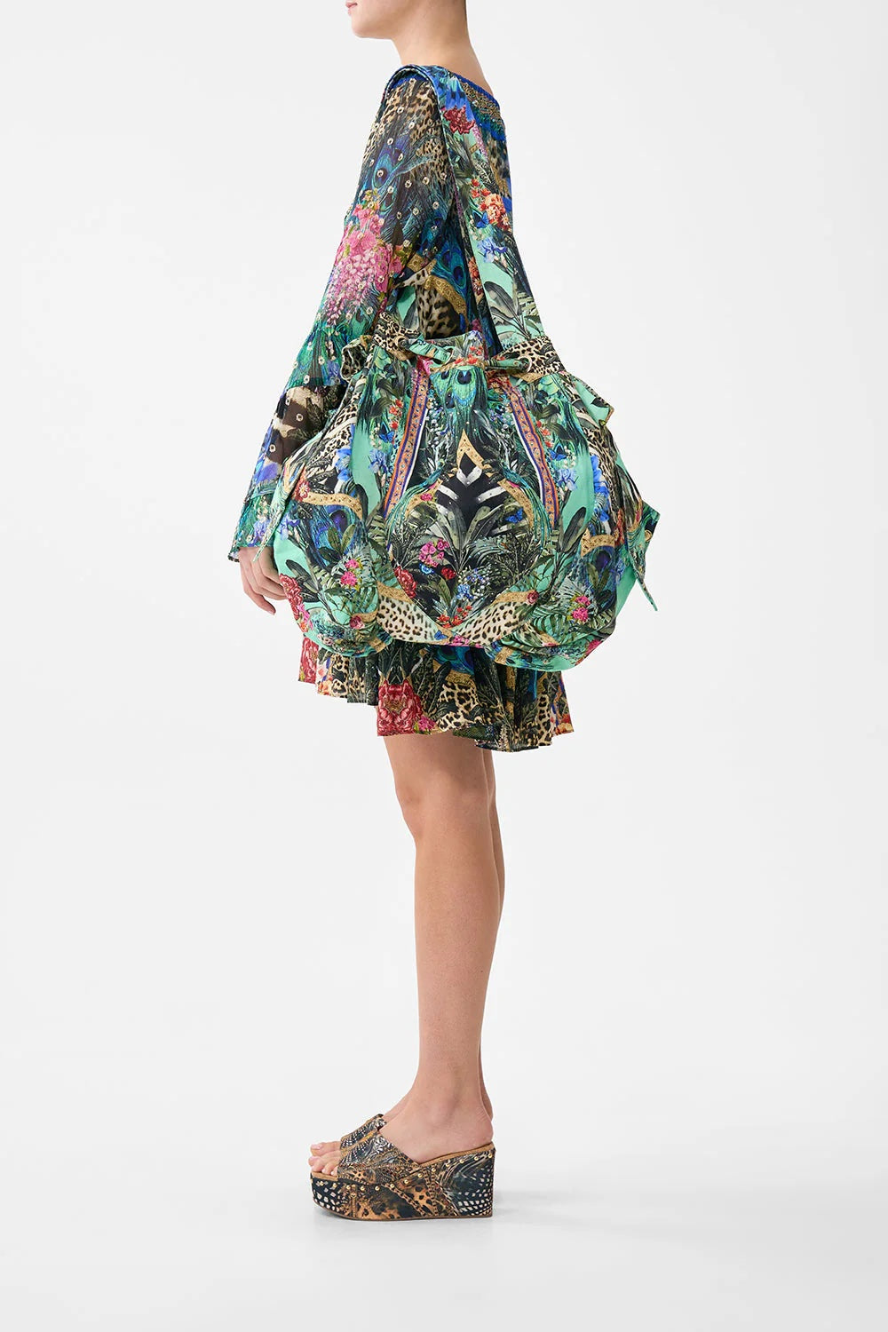 AnimalAlchemyDrawstringBowBeachBag_AnimalAlchemy_1