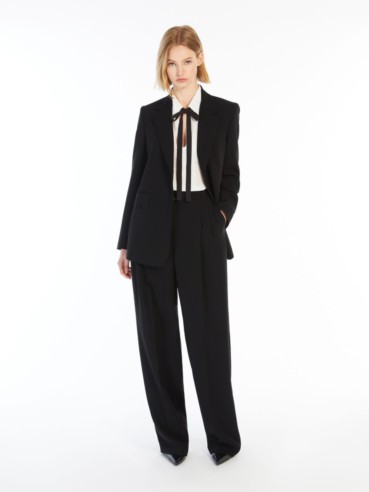 Black Linz Single-Breasted Cady Blazer