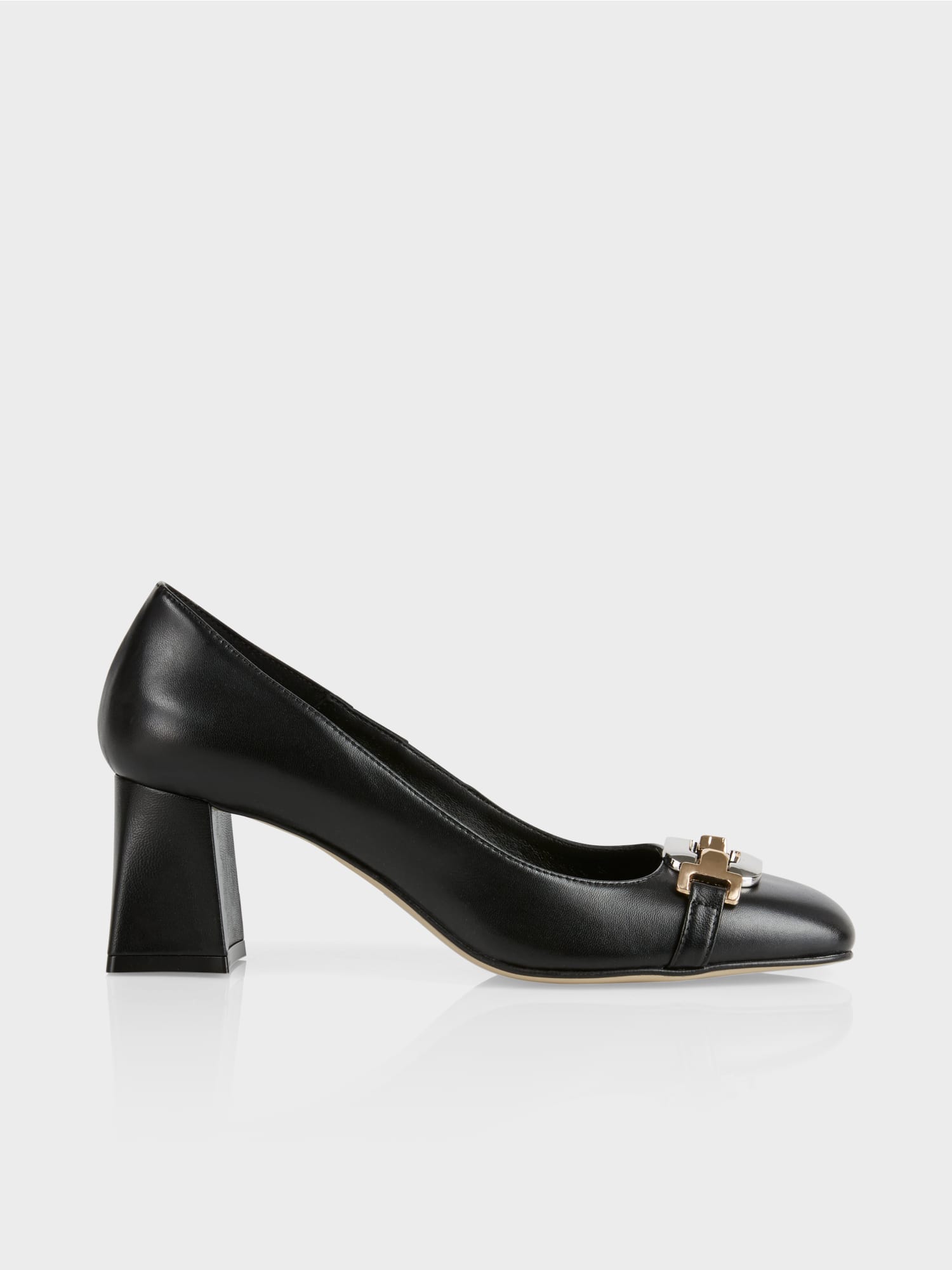 Black Square Court Shoes With Chain Clasp