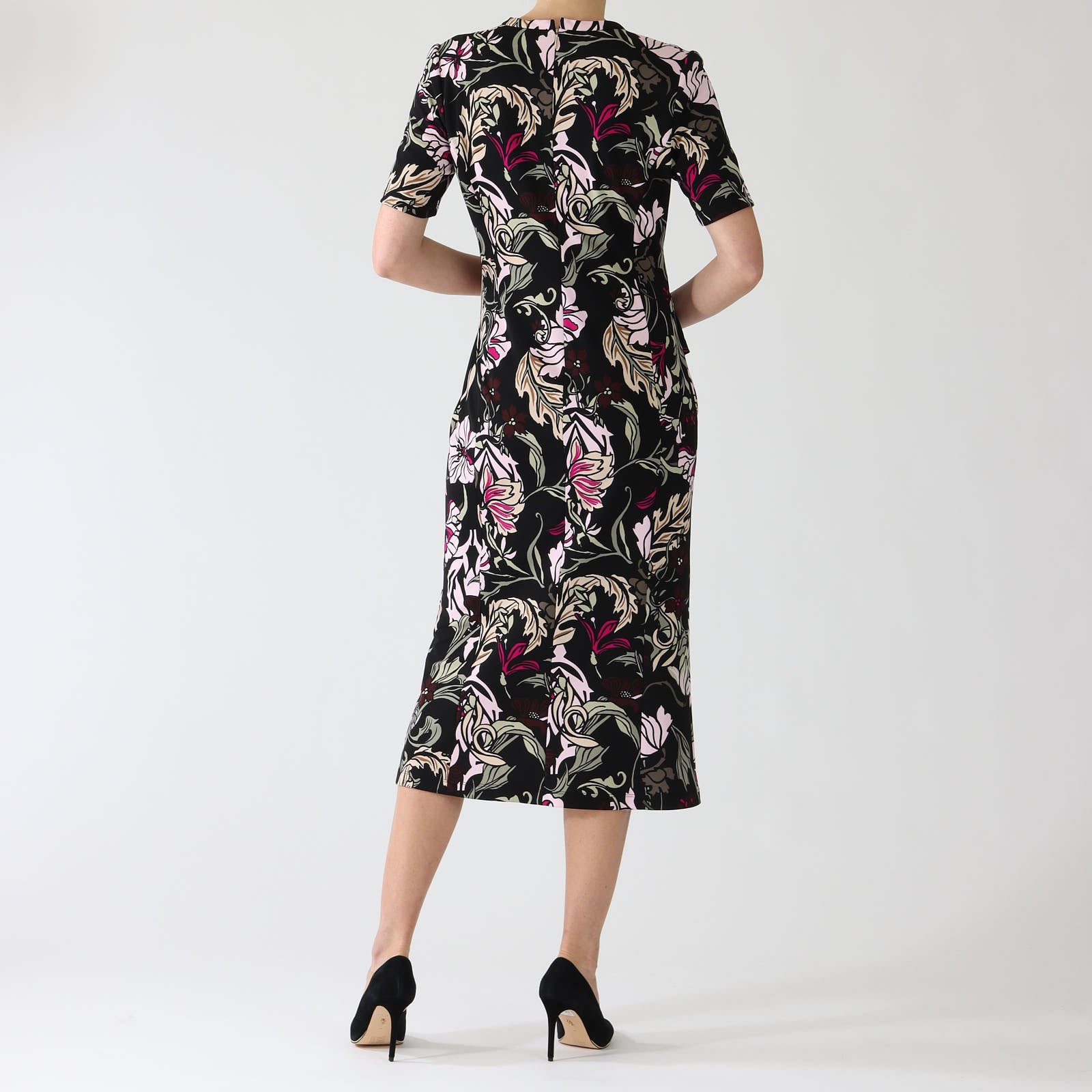 Black Twine Print Shift Dress