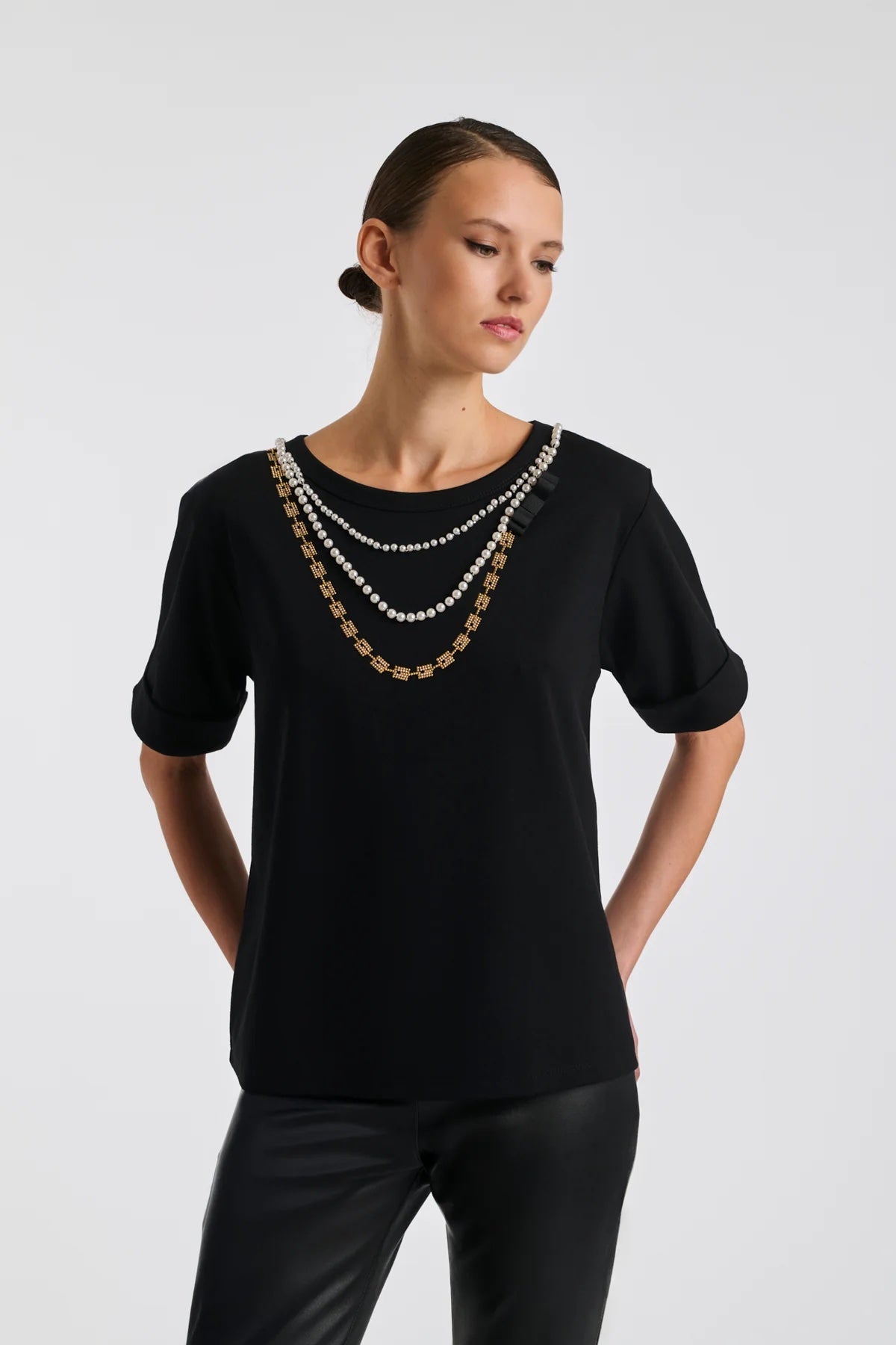 Gaffa Noir T-Shirt With Pearls and Rhinestones