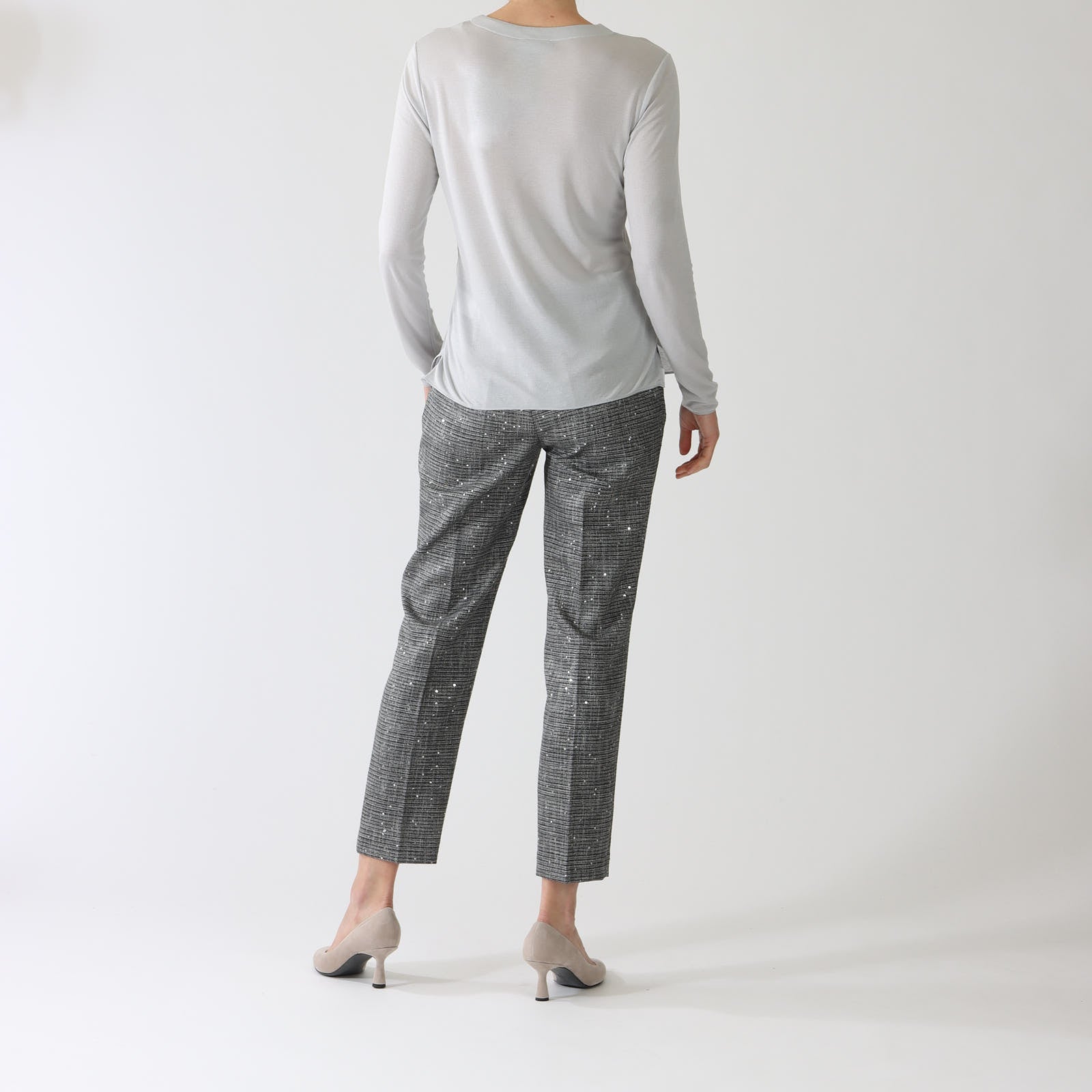 Ghiaccio and Seta Cashmere Blend V-Neck Top