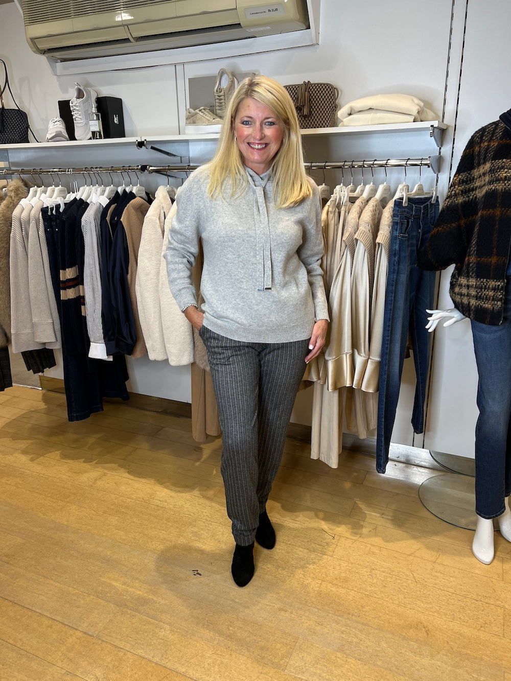 Ghiaccio Cashmere Hooded Sweater