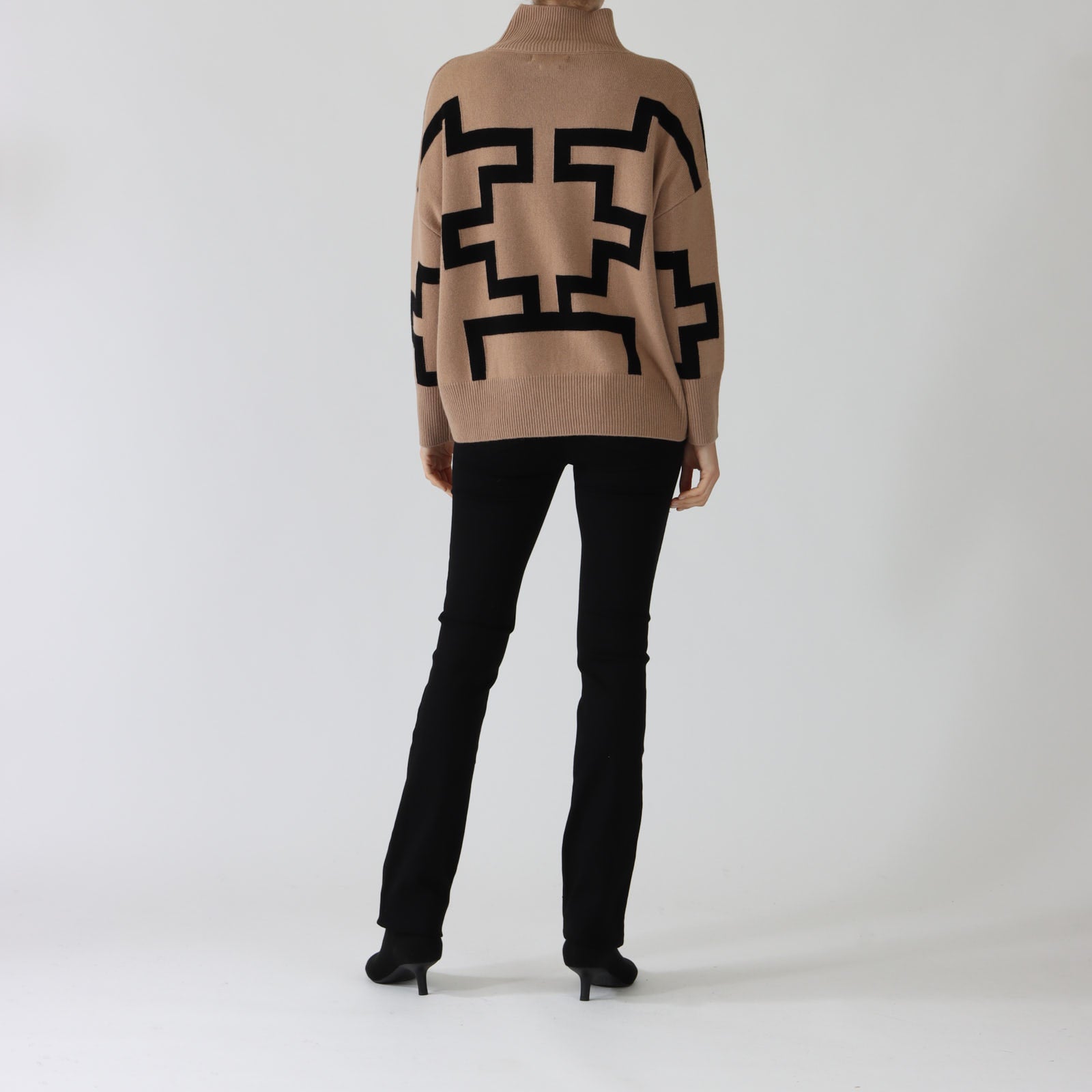 Iwar Fauve & Noir Cashmere Blend Sweater
