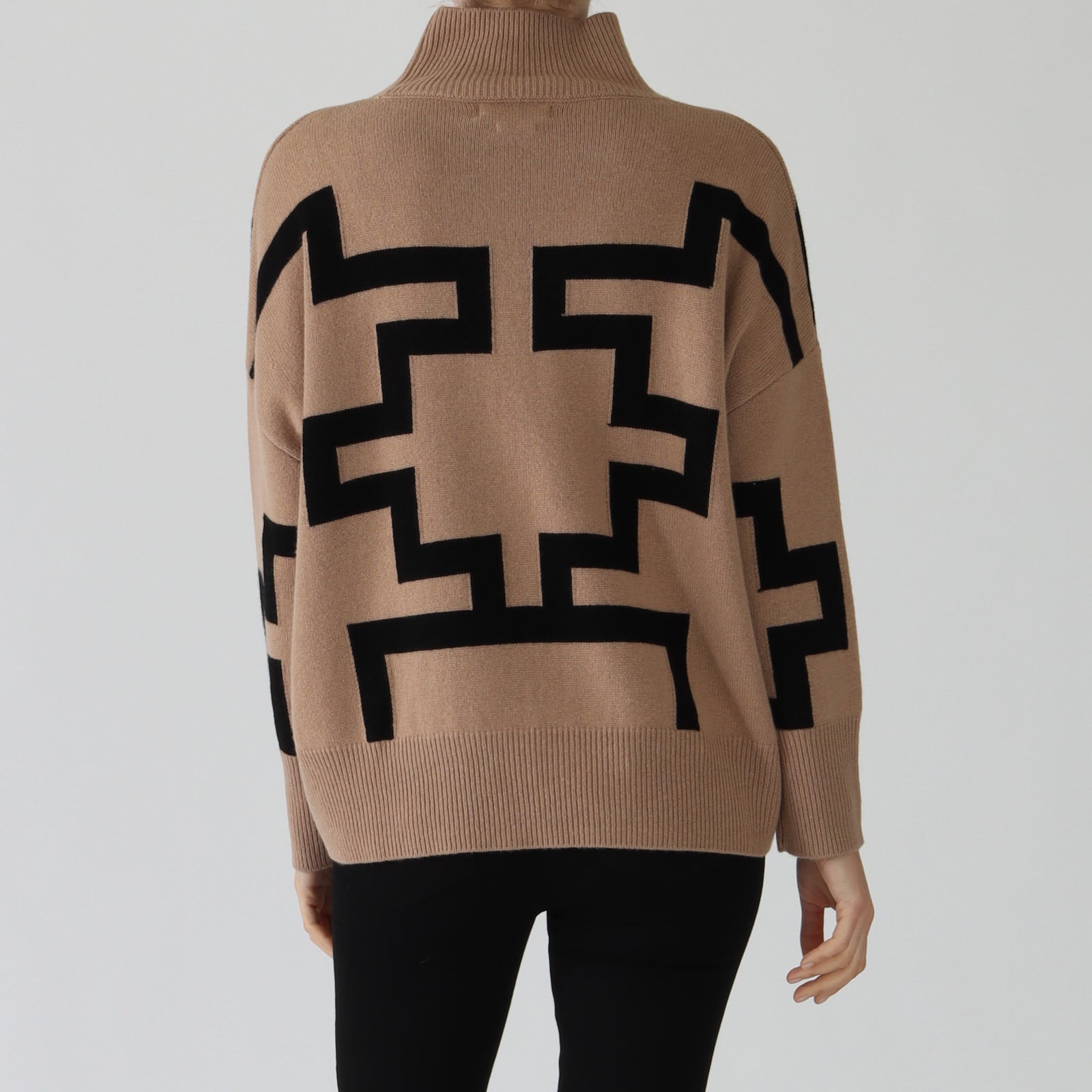 Iwar Fauve & Noir Cashmere Blend Sweater