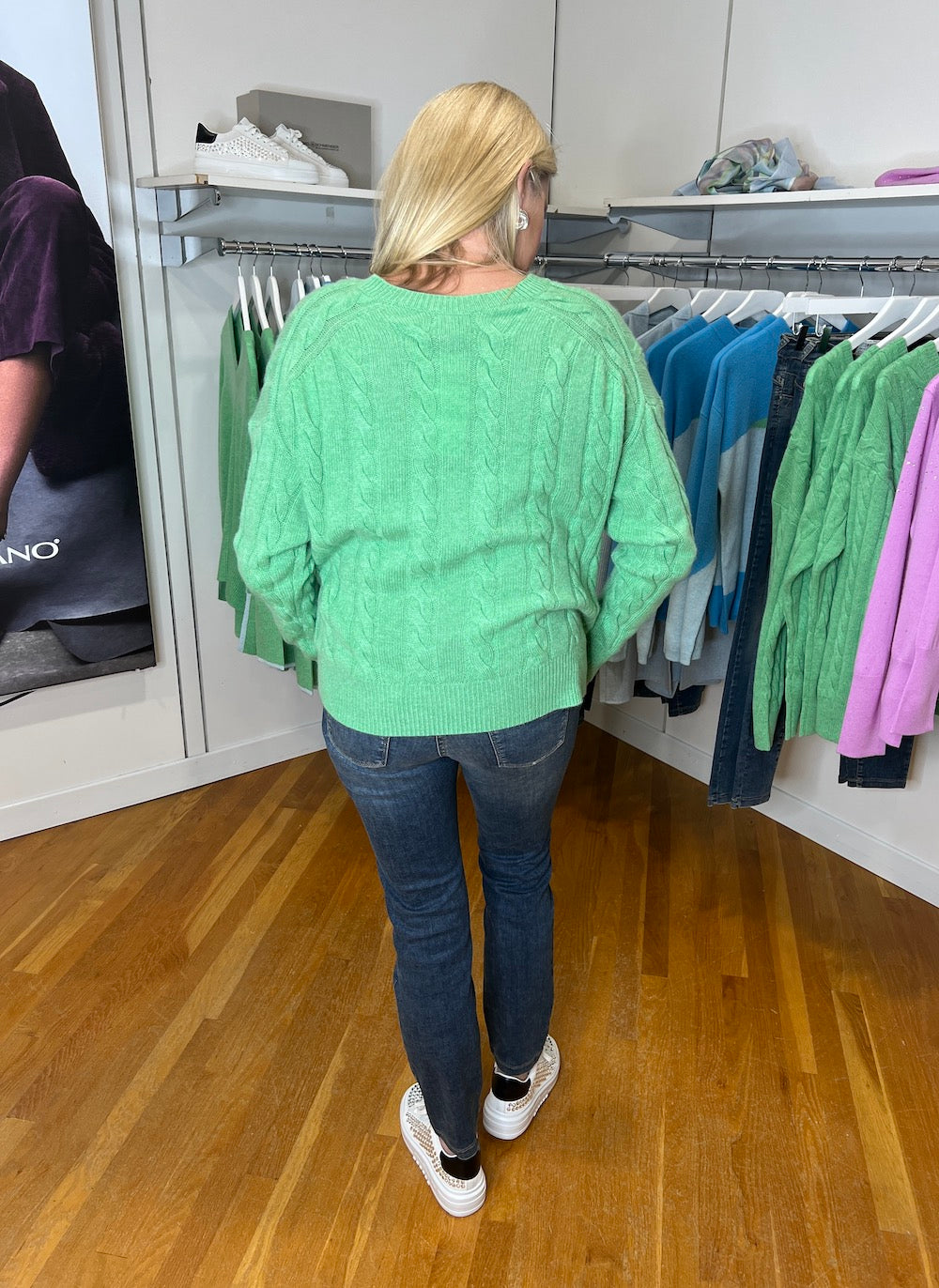 Jade Fashioned Cable Vee Cashmere Sweater