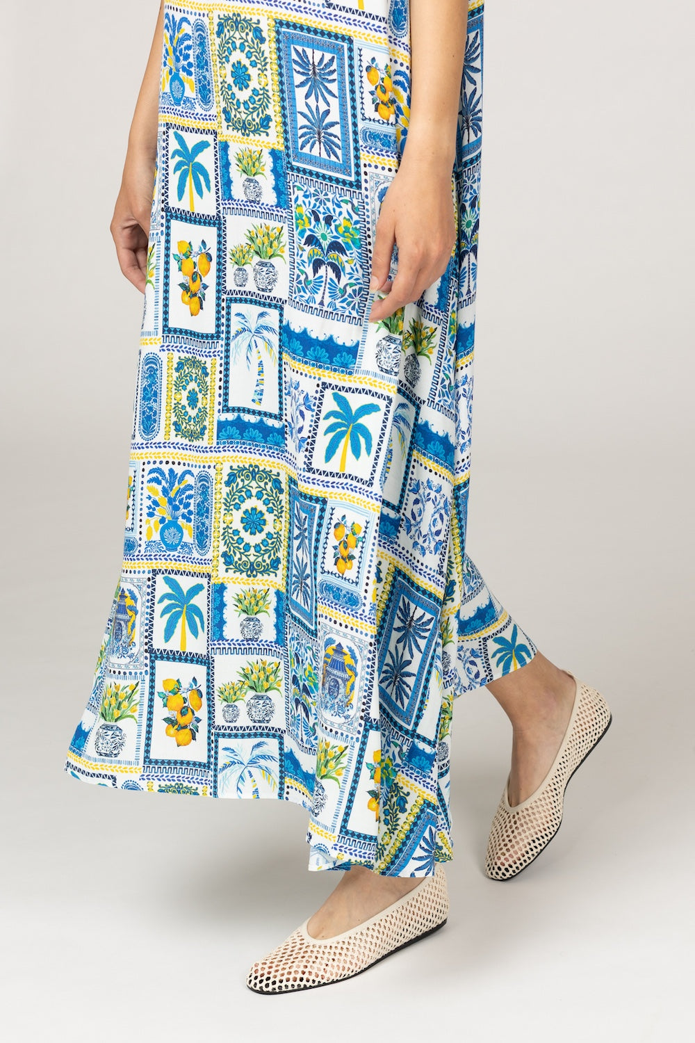 LightBlueDaphnePapierColleSilkDress_PapierColleLightBlue_4