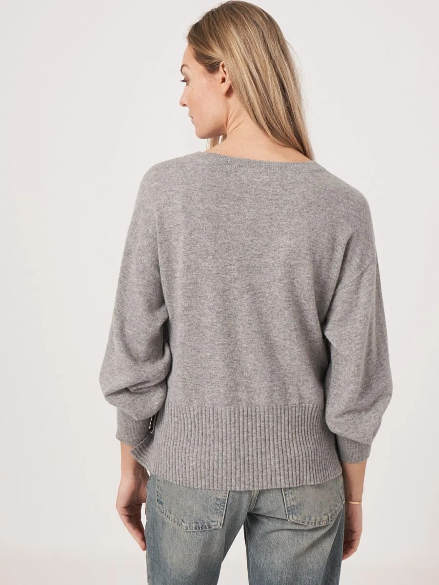 Light Grey Cashmere Sweater With Buttoned Vents