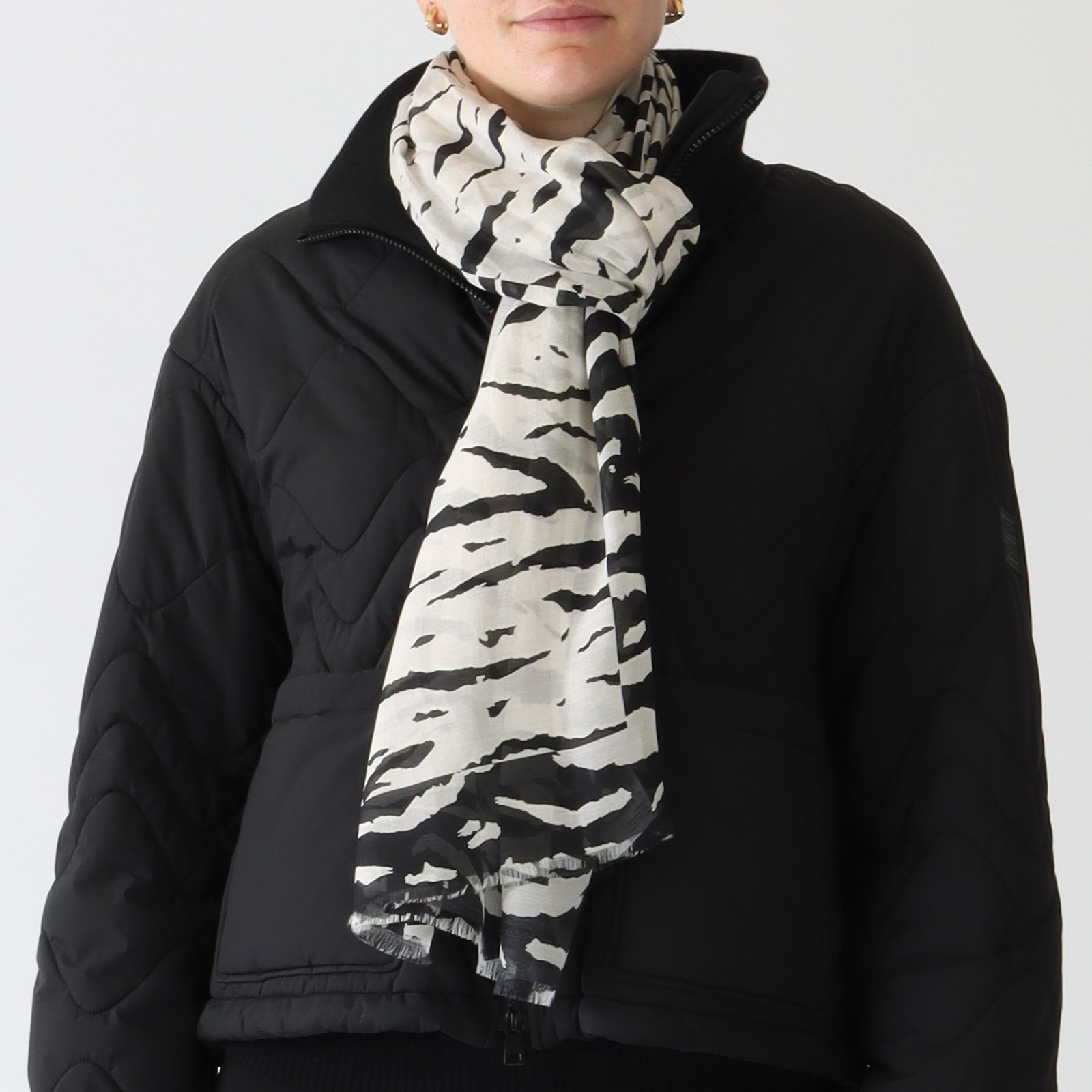 MagnoliaZiggyPrintSilkCottonScarf_Magnolia153_1