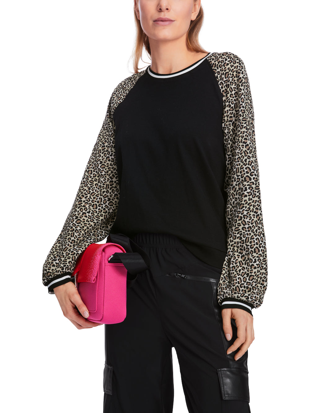 Black Lee Big Print Sleeve Top