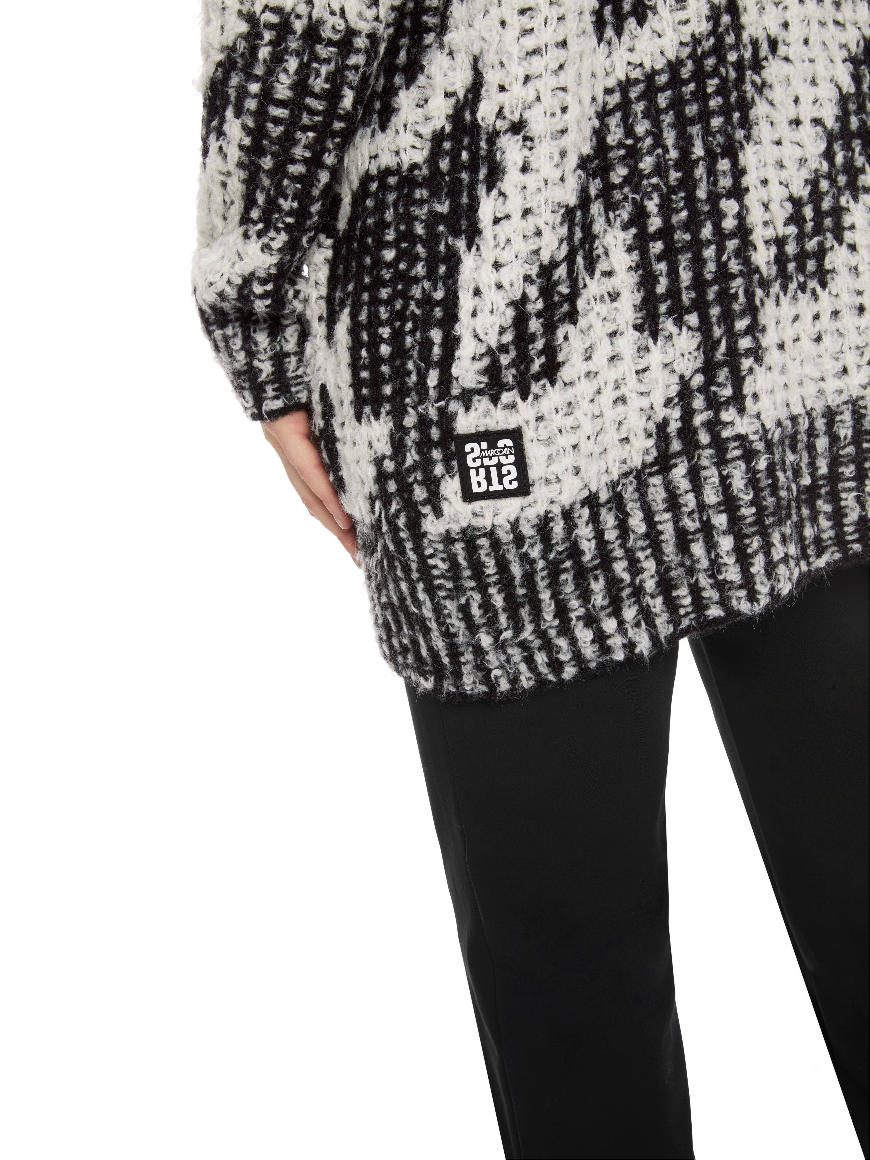 Black and White Chickcheck Knit Cardigan