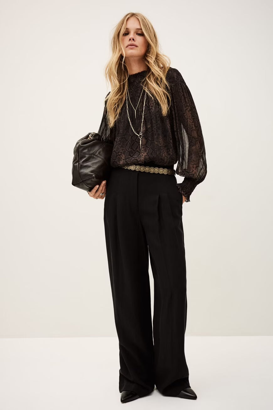 Marron Shamy Snake Print Blouse