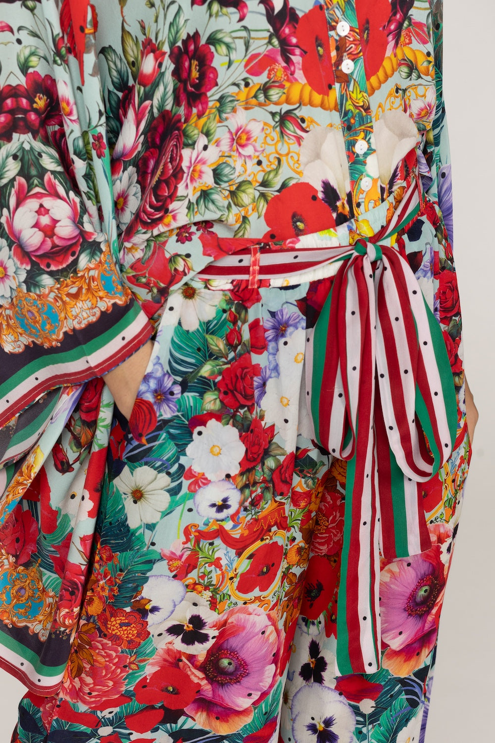 MulticolouredLarchTussieMussieSilkPants_TussieMussieMultiFlowers_4