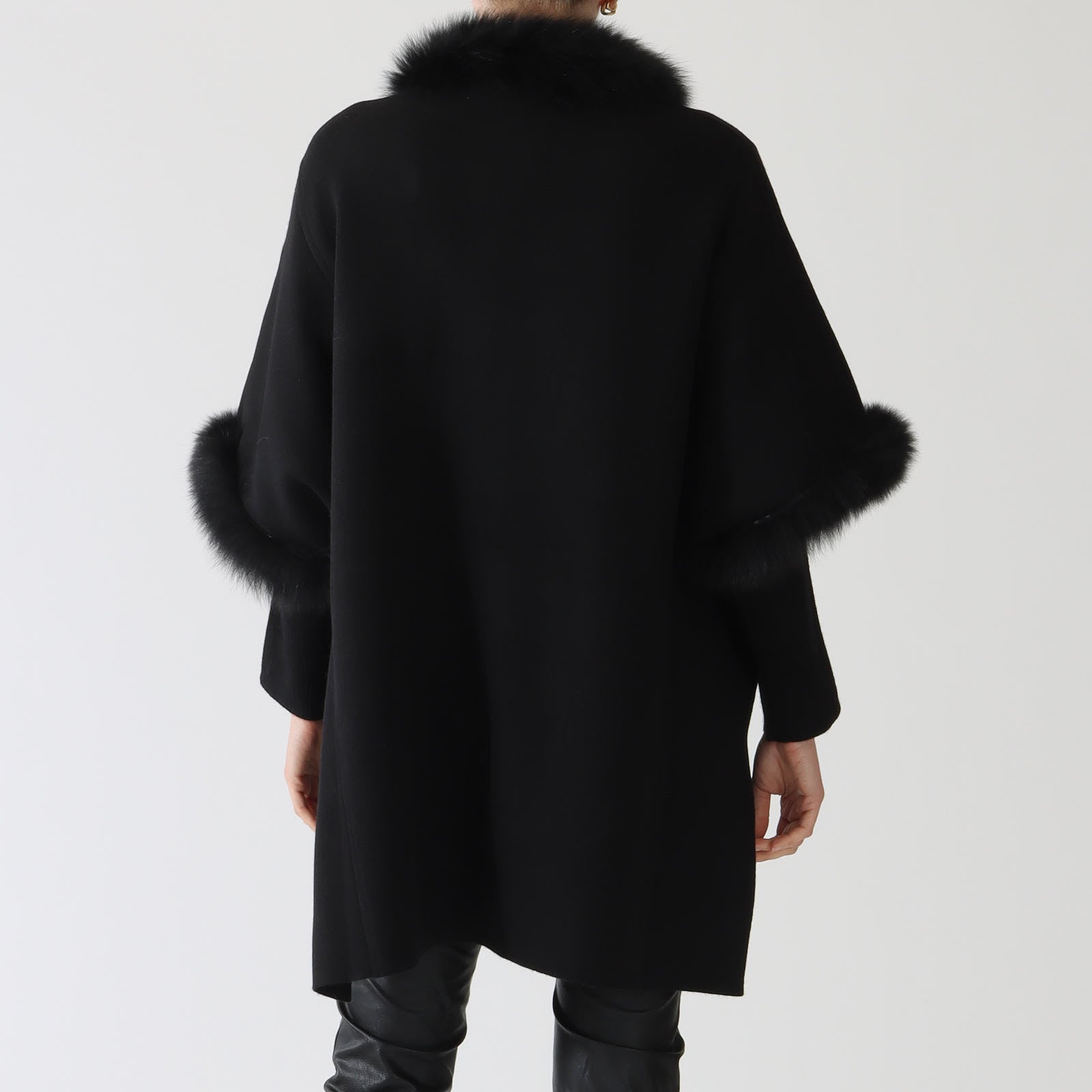 Nero Wool & Cashmere Fur Trim Knit Cape