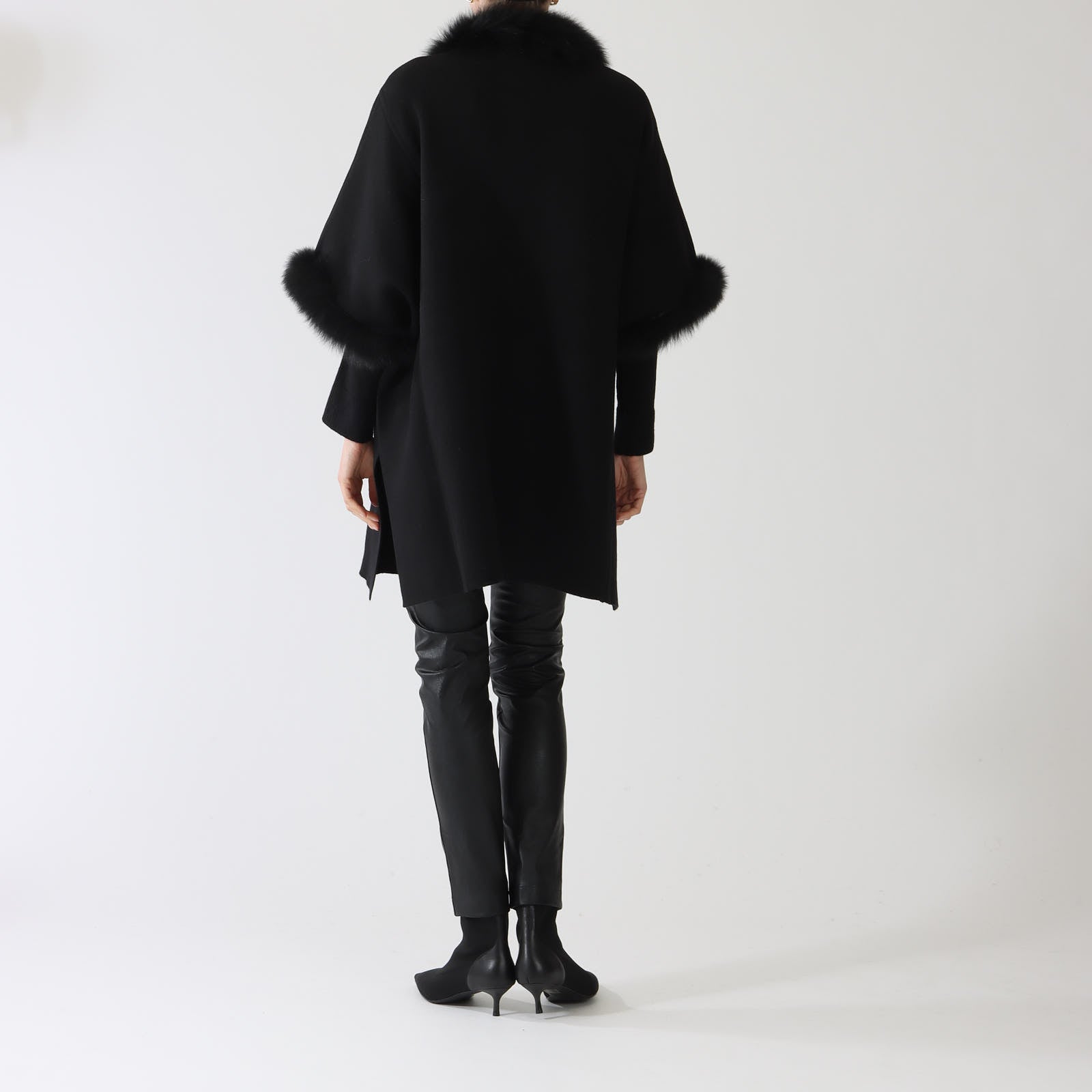 Nero Wool & Cashmere Fur Trim Knit Cape