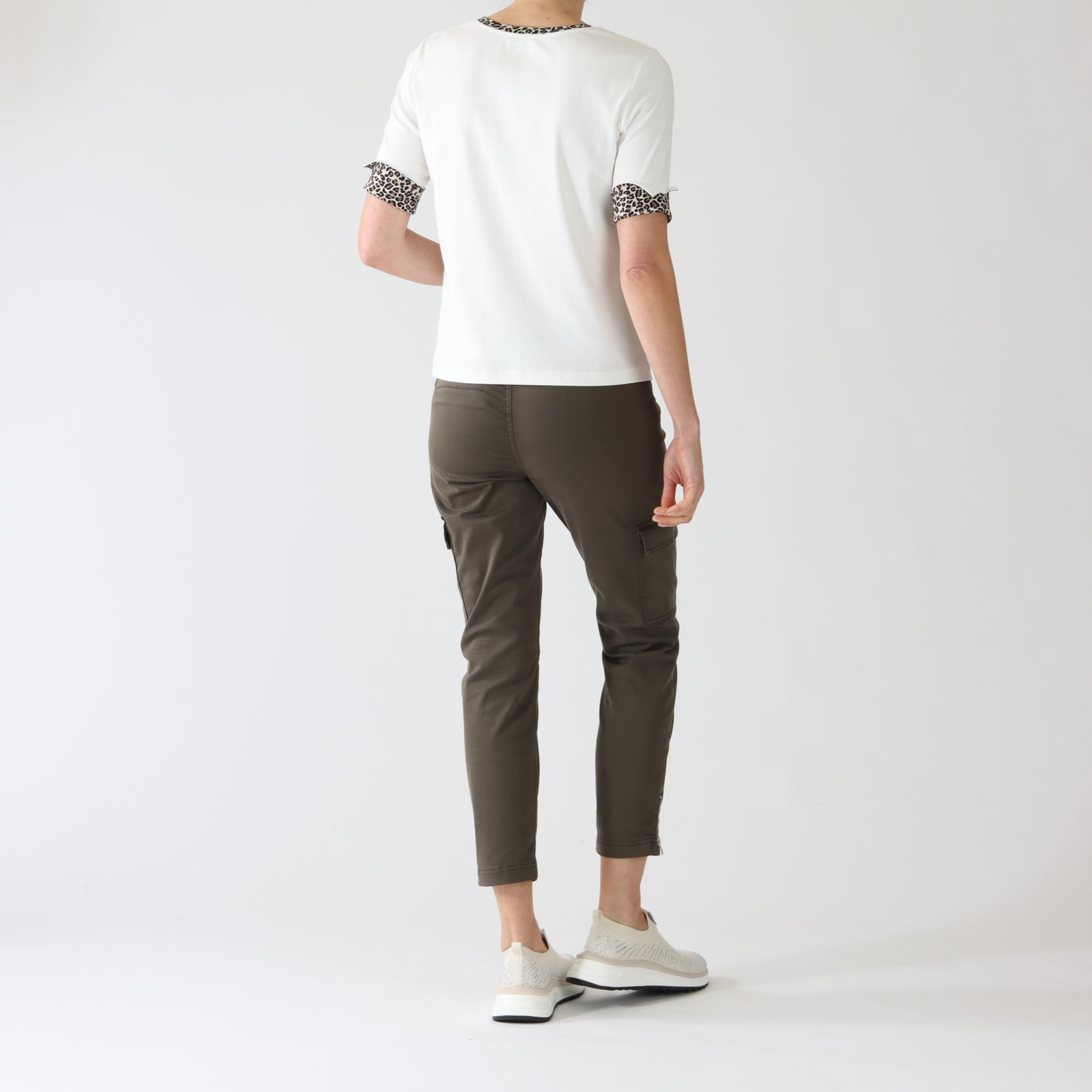 Off White Leopard Trim Stretch Cotton T-Shirt