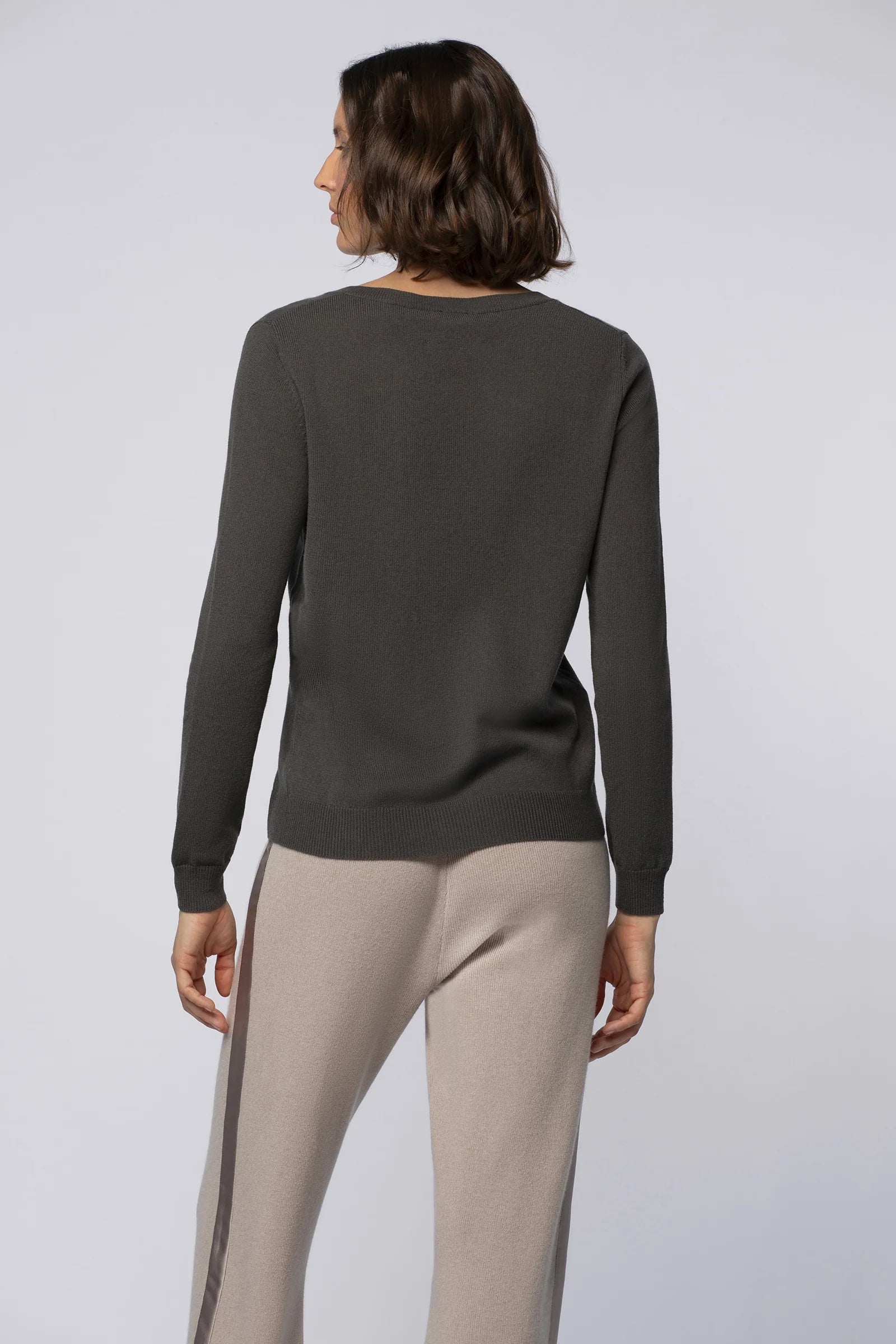 Palani Thyme V-Neck Cashmere Sweater