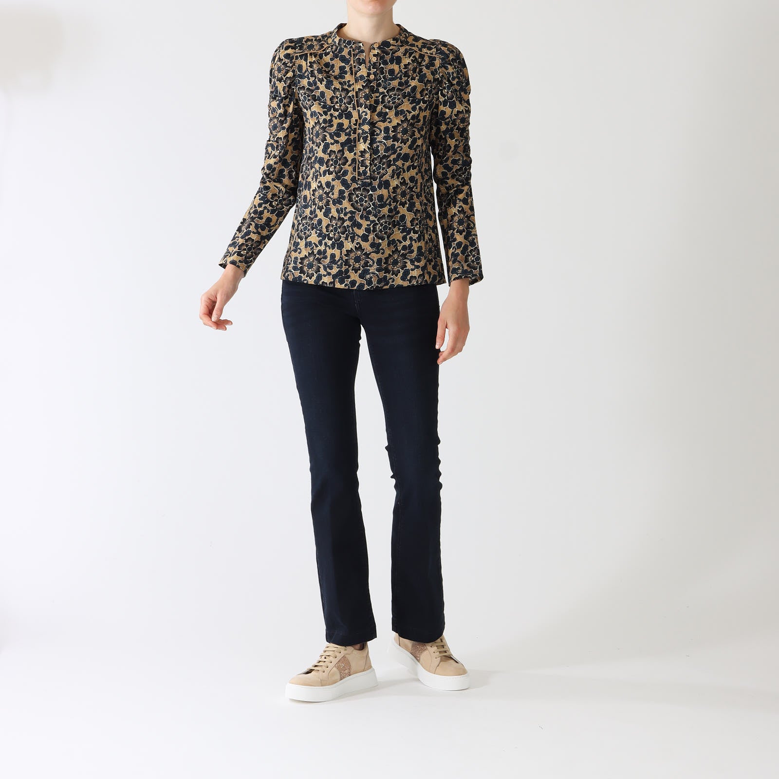 Visti Sakai Printed Blouse