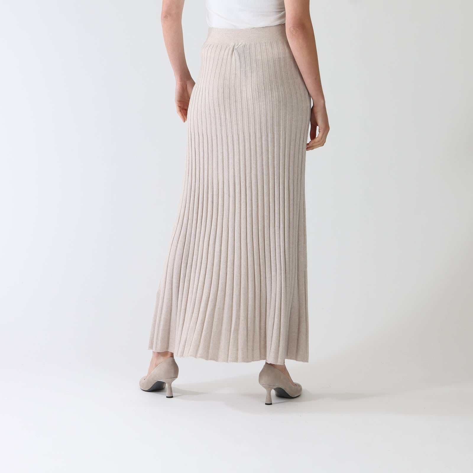 Sabbia Ribbed Cashmere Blend Maxi Skirt