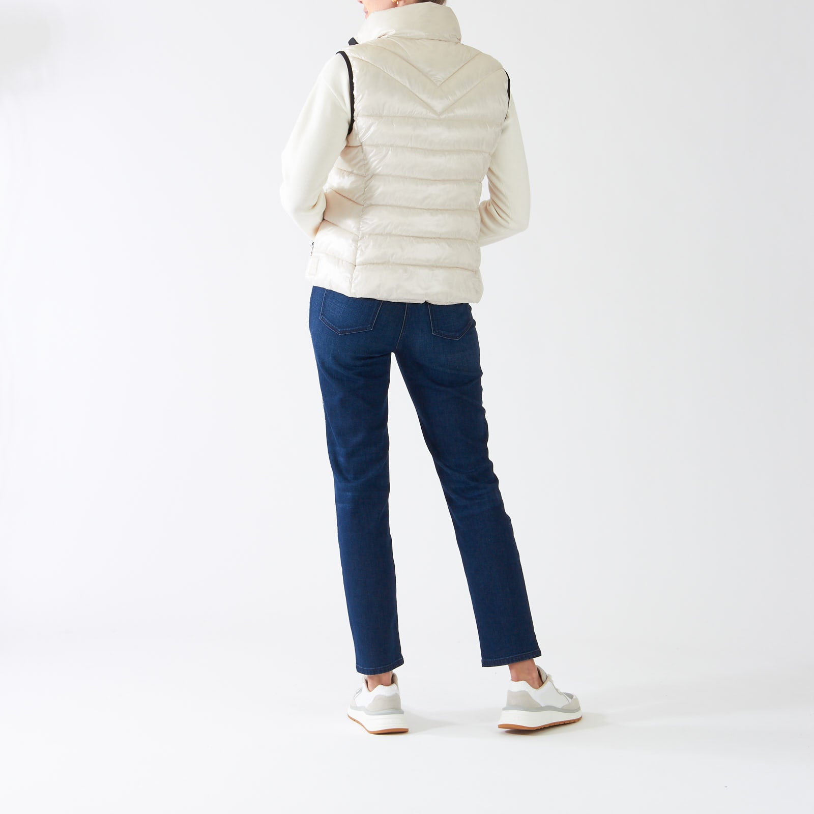 Soft Moon Rock Quilted Gilet